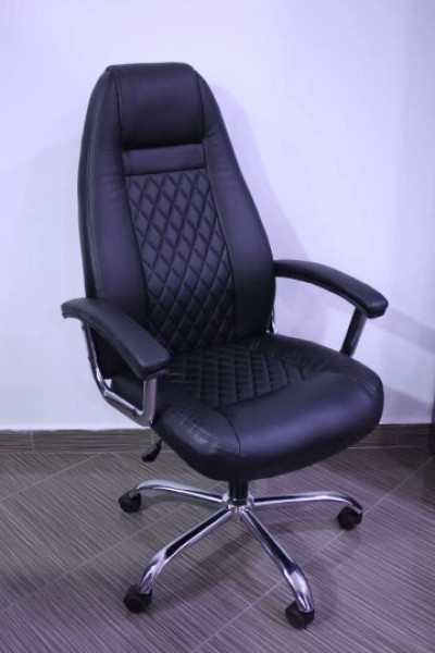 chaise de bureau ergonomique et confortable 