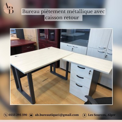 Bureau professionnel Plateau blanc érable Piétement métallique robuste avec Caisson  3 tiroirs