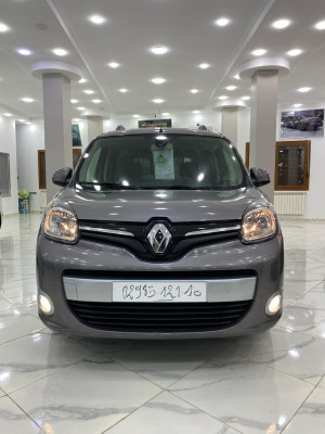 voitures-renault-kangoo-2021-bouira-algerie