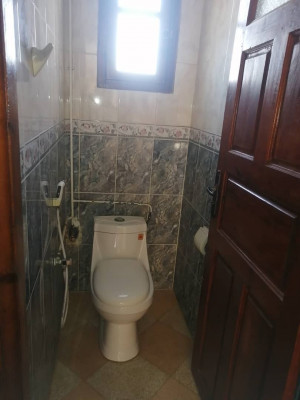 Rent Villa floor F4 Alger Ain taya