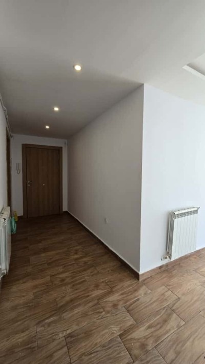 بيع شقة غرفتين وهران وهران