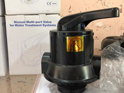 Manual Multi-port valve for water treatment systems 