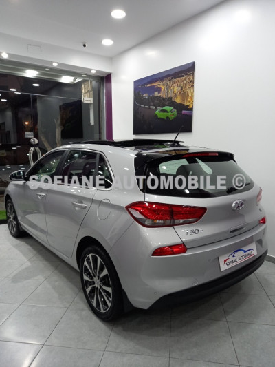 voitures-hyundai-i30-2019-toute-options-rouiba-alger-algerie