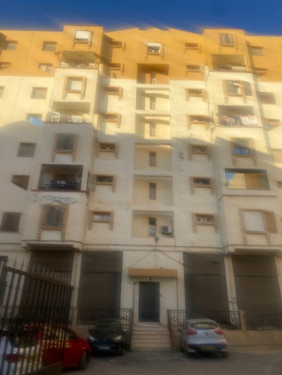 appartement-location-f4-alger-said-hamdine-algerie