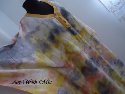 Robe caftan tissu peint à la main