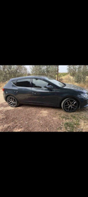 voitures-seat-leon-2019-fr15-beni-messous-alger-algerie