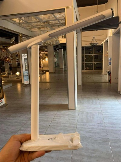 مصباح مكتبي