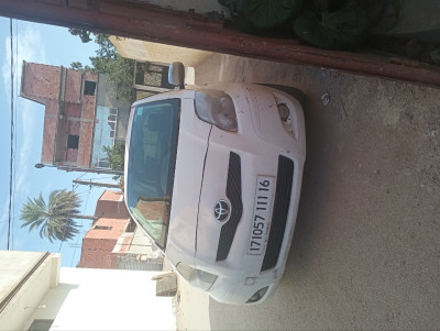 voitures-toyota-yaris-2011-saoula-alger-algerie