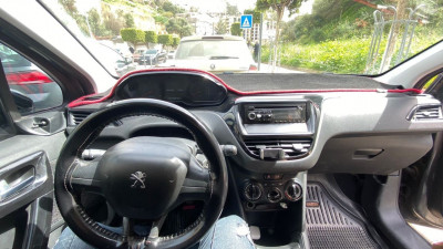 citadine-peugeot-208-2012-tebessa-algerie