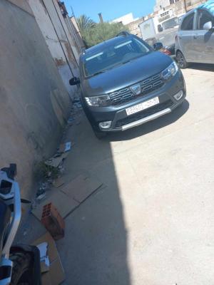 automobiles-dacia-sandrero-2023-stepwey-belouizdad-alger-algerie