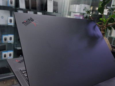 pc-portable-lenovo-thinkpad-x1-carbon-gen-9-tactile-i7evo-1185g7-16gb-256gb-ssd-iris-xe-hussein-dey-alger-algerie