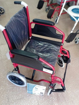 fauteuil de transfert ( fauteuil roulant )