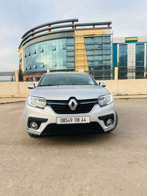 berline-renault-symbol-2018-made-in-bladi-ain-defla-algerie