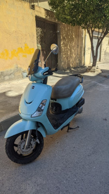 Sym Fiddle 2 Motos - Scooters - Véhicules Algérie