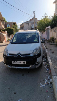 commerciale-citroen-berlingo-2014-khemis-el-khechna-boumerdes-algerie