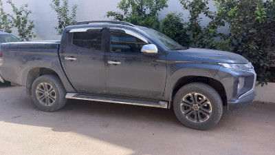 voitures-mitsubishi-l200-2020-doube-cabine-evolution-sidi-bel-abbes-algerie