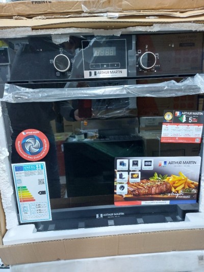 PROMOTION FOUR ARTHUR MARTIN ENCASTRABLE 