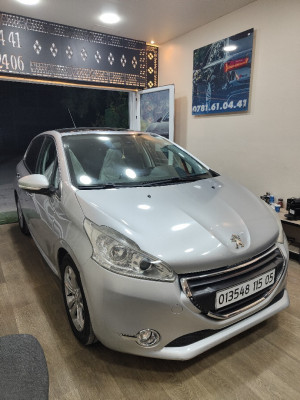 citadine-peugeot-208-2015-batna-algerie