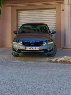 berline-skoda-octavia-2018-elegance-dgs-oum-el-bouaghi-algerie