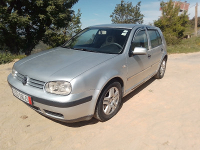 average-sedan-volkswagen-golf-4-2000-voiture-bon-etat-iferhounene-tizi-ouzou-algeria