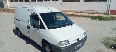 utilitaire-peugeot-expert-2000-annaba-algerie