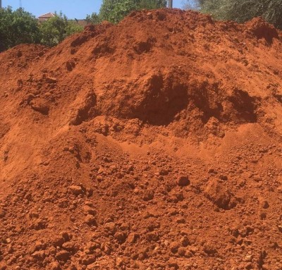 Vente bon terre végétale rouge pour jardinage متوفر تراب احمر للغرس جودة عالية 