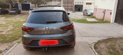 voitures-seat-leon-2018-fr15-annaba-algerie