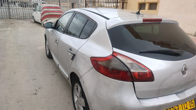 voitures-renault-megane-3-2012-batna-algerie