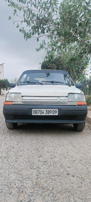 voitures-renault-super-5-1989-guerrouaou-blida-algerie