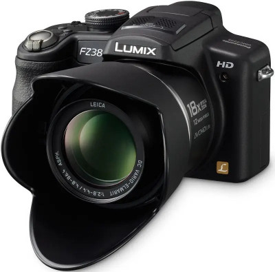 Panasonic Lumix FZ38 Zoom 18x Optical Résolution : 12.1Mp