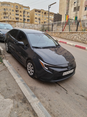 voitures-toyota-corolla-2023-alger-centre-algerie