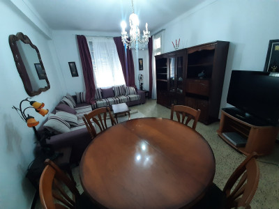 Rent Apartment F4 Alger El mouradia