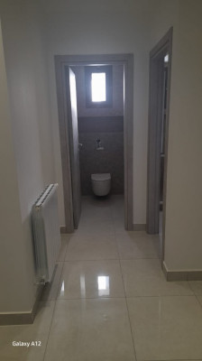 appartement-vente-f4-alger-ain-naadja-algerie