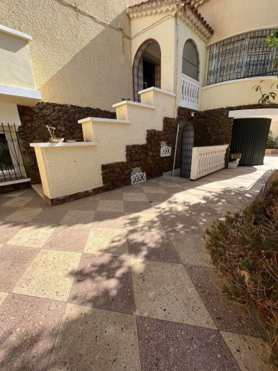 كراء فيلا وهران وهران