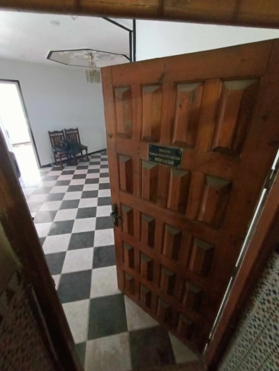 بيع شقة غرفتين وهران وهران