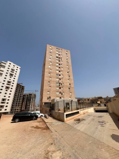 بيع شقة غرفتين وهران بئر الجير