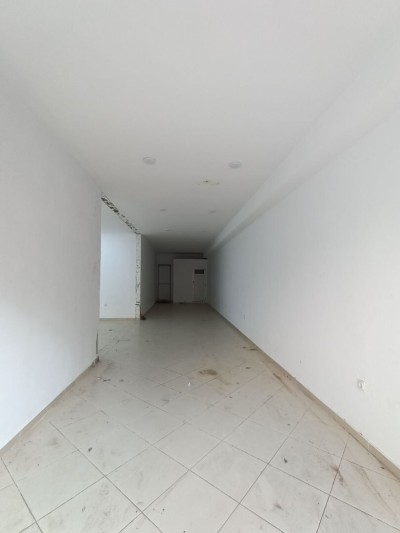 بيع محل وهران وهران