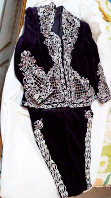 traditional-clothes-vente-karakou-oran-algeria