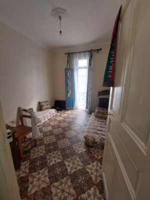 بيع شقة 3 غرف الجزائر باب الواد