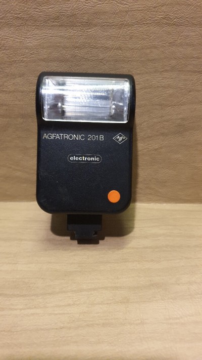  Flash électronique Agfa Agfatronic 201B.