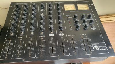 Table de mixage vintage MP6030