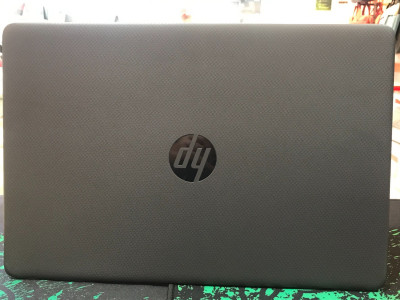 Laptop H15  NEUF ( sous emballage ) avec garantie 