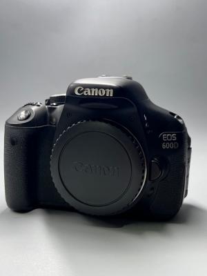 CANON 600D comme neuf 9k 