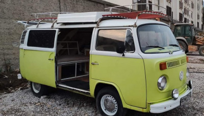 utilitaire-volkswagen-t2-1972-manque-lamenagement-interieur-bejaia-algerie