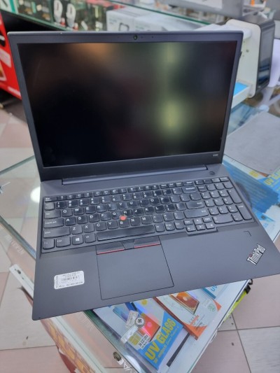 Lenovo ThinkPad E590/i7-8eme/8gb/256g