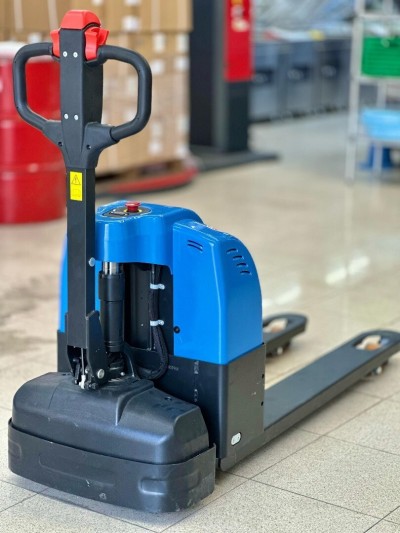 Transpalette électrique économique 1500 kg 