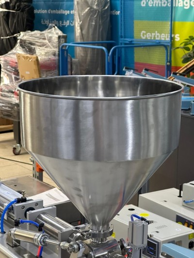 Remplisseuse de pate à piston penumatique - électrique G1WGD-1000