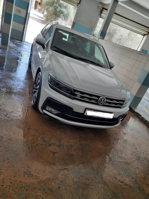 voitures-volkswagen-tiguan-2018-r-line-ammi-moussa-relizane-algerie