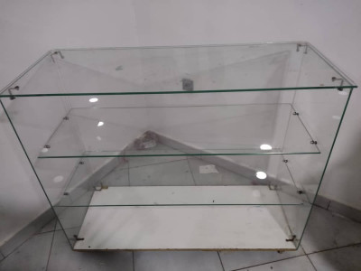 armoires-rangements-vitrine-en-verre-comptoir-conference-gue-de-constantine-alger-algerie