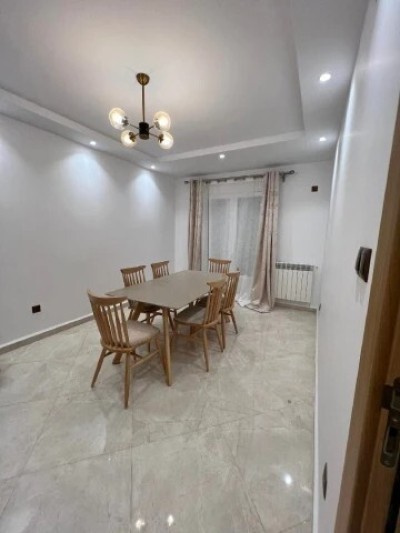 بيع شقة غرفتين الجزائر برج الكيفان